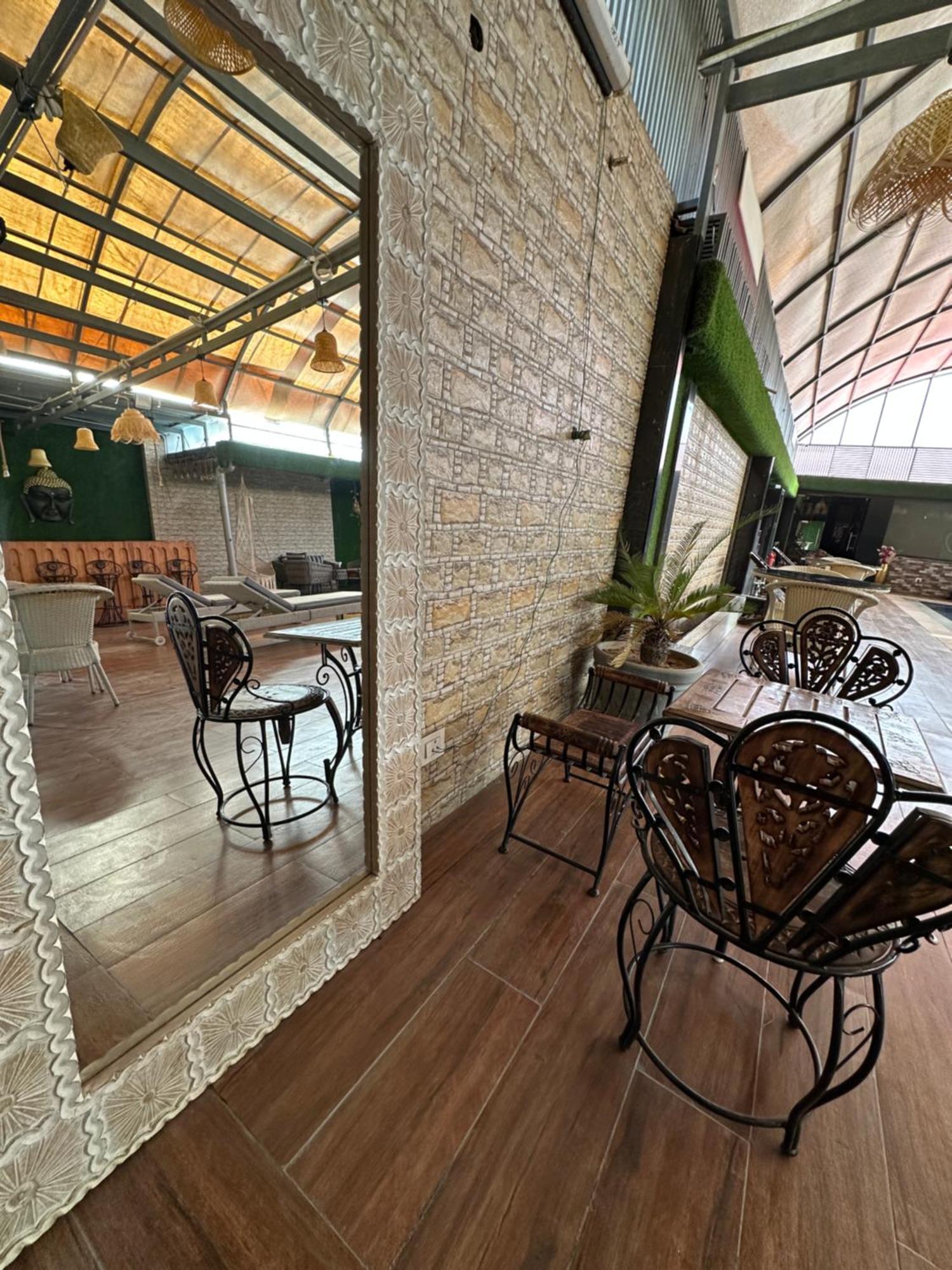 La Casca Experience Hotel Zirakpur Kültér fotó